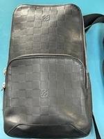 Louis Vuitton Avenue Sling Bag Damier Infini Leather