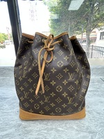 Ladies' Louis Vuitton Monogram Canvas Noe Drawstring Bucket Bag Entrupy Verified