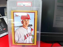 2019 Bowman 30th Anniversary Gold Shohei Ohtani 5X7 Oversize PSA 8 #6/10