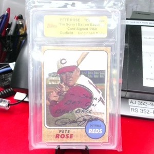 Topps Pete Rose " Sorry I Bet On Baseball" Commerative