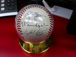 Rawlings Early Wynn, Warren Spahn, Gaylord Perry Signed Autographed Baseball